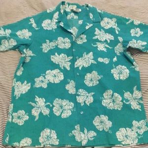 HILO HATTIE Men’s Vintage Hawaiian Shirt